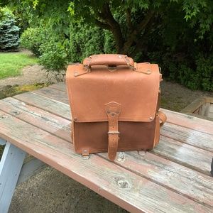 Satchel by Saddleback